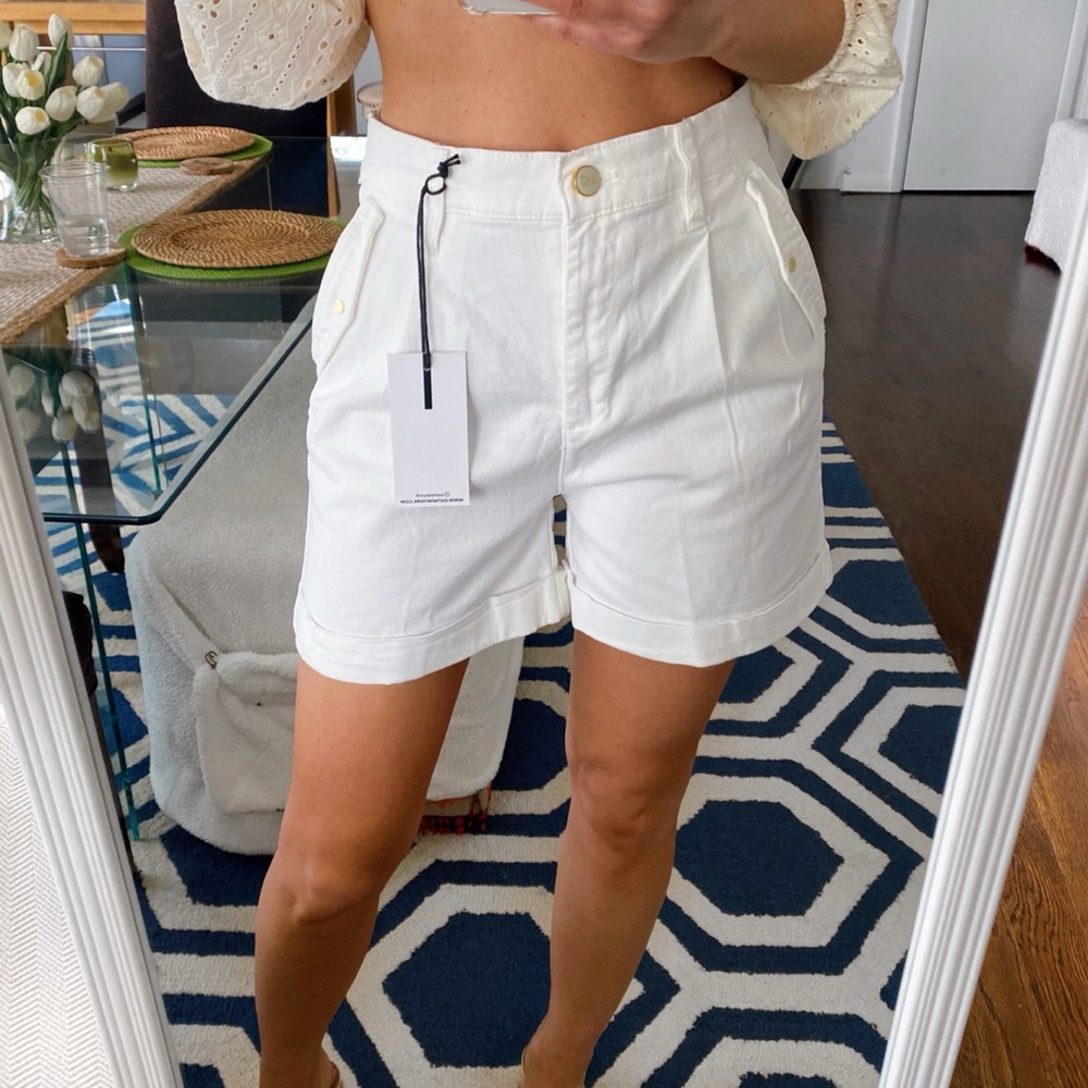 🐚 OAT NEW YORK WHITE HIGH WAIST RELAXED FIT SHORTS!